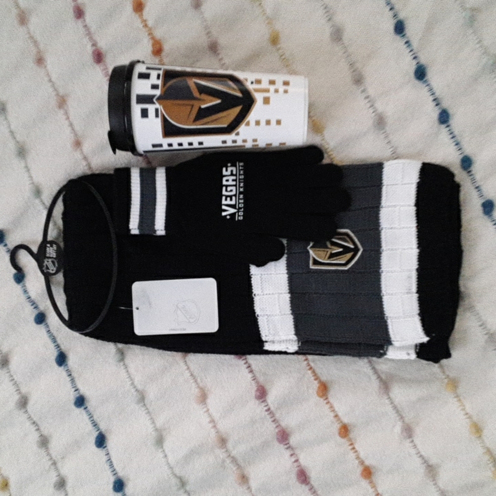 NHL Las Vegas Golden Knights  Scarf & Glove Set w Tumbler NEW